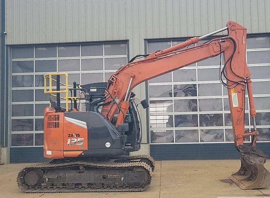 Hitachi ZX135US-7 - מחפר סורק: תמונה 2 Hitachi ZX135US-7 - מחפר סורק: תמונה 2