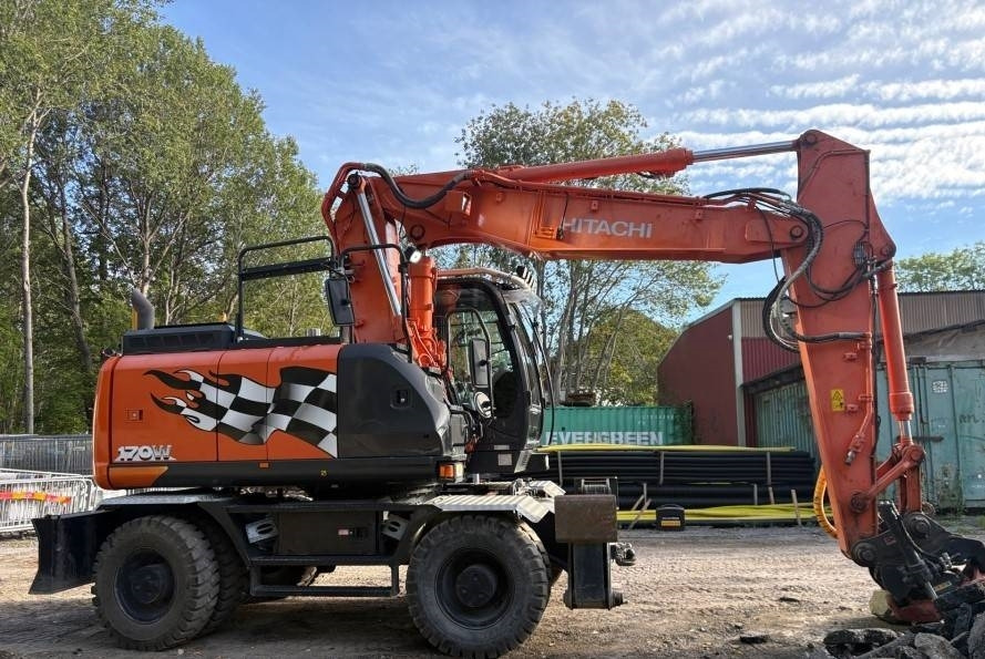 Hitachi ZX170W-6 + Peräkärry 2-akselinen - מחפר גלגלים: תמונה 3 Hitachi ZX170W-6 + Peräkärry 2-akselinen - מחפר גלגלים: תמונה 3
