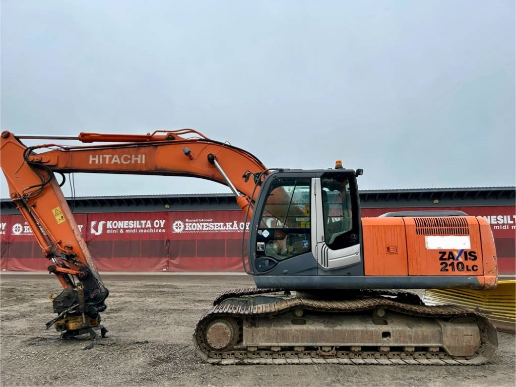 Hitachi ZX210LC-3 - מחפר סורק: תמונה 1 Hitachi ZX210LC-3 - מחפר סורק: תמונה 1
