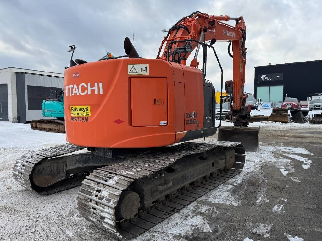 Hitachi ZX225USLC-5B PYÖRITTÄJÄLLÄ - מחפר סורק: תמונה 4 Hitachi ZX225USLC-5B PYÖRITTÄJÄLLÄ - מחפר סורק: תמונה 4