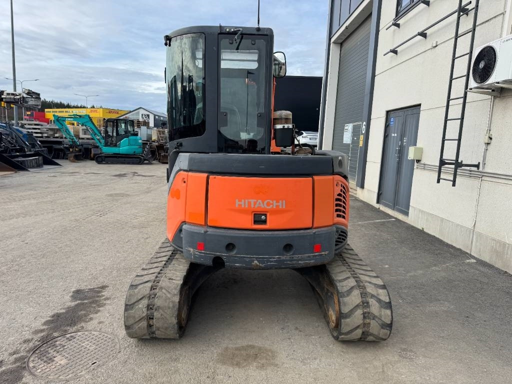 Hitachi ZX50U-2 PYÖRITTÄJÄLLÄ - מיני מחפר: תמונה 4 Hitachi ZX50U-2 PYÖRITTÄJÄLLÄ - מיני מחפר: תמונה 4