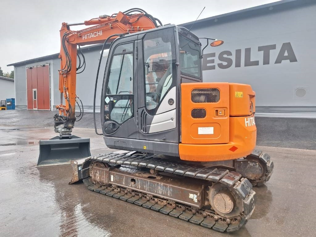 Hitachi ZX85US-5 PYÖRITTÄJÄLLÄ - מיני מחפר: תמונה 2 Hitachi ZX85US-5 PYÖRITTÄJÄLLÄ - מיני מחפר: תמונה 2