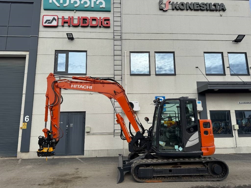 Hitachi ZX85USB-6, Uudella engcon EC209 tiltillä - מיני מחפר: תמונה 1 Hitachi ZX85USB-6, Uudella engcon EC209 tiltillä - מיני מחפר: תמונה 1
