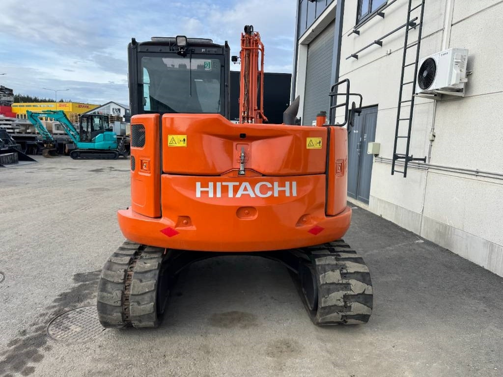 Hitachi ZX85USB-6, Uudella engcon EC209 tiltillä - מיני מחפר: תמונה 4 Hitachi ZX85USB-6, Uudella engcon EC209 tiltillä - מיני מחפר: תמונה 4