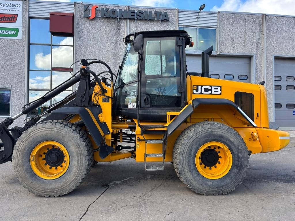 JCB 437 HT - מעמיס גלגלים: תמונה 1 JCB 437 HT - מעמיס גלגלים: תמונה 1