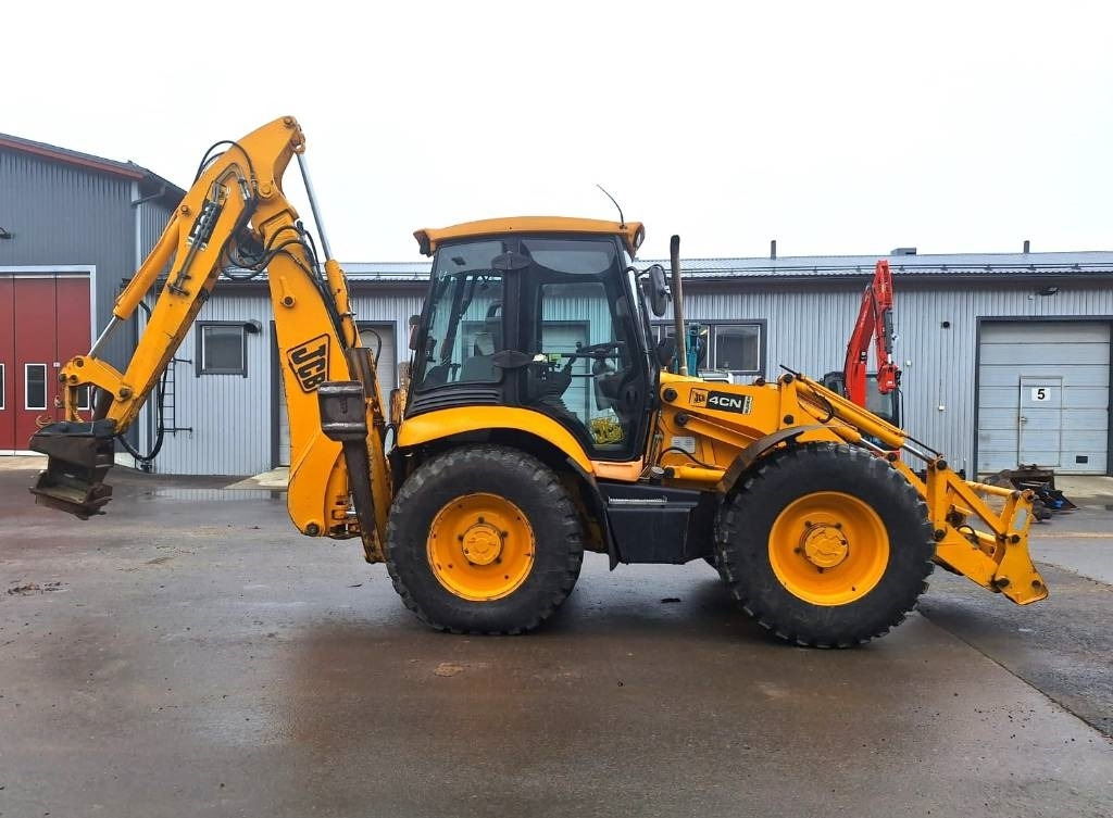 JCB 4CN YHDISTELMÄKONE KALLISTAJALLA - מחפרון: תמונה 4 JCB 4CN YHDISTELMÄKONE KALLISTAJALLA - מחפרון: תמונה 4