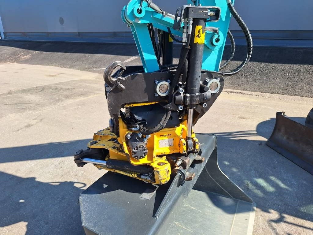 Kobelco MYYTY! SOLD! SK75SR-7 HUIPPUVARUSTEET - מיני מחפר: תמונה 3 Kobelco MYYTY! SOLD! SK75SR-7 HUIPPUVARUSTEET - מיני מחפר: תמונה 3
