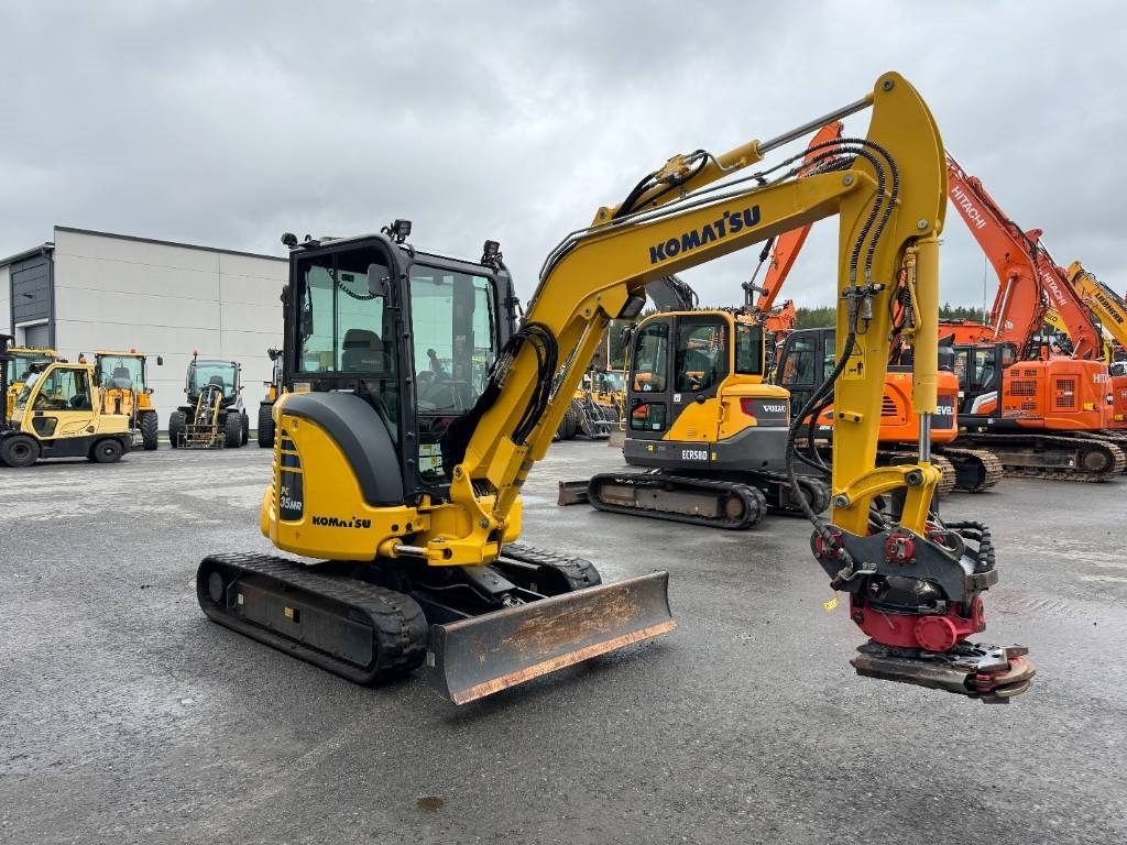 מיני מחפר Komatsu PC 35 MR-5: תמונה 7