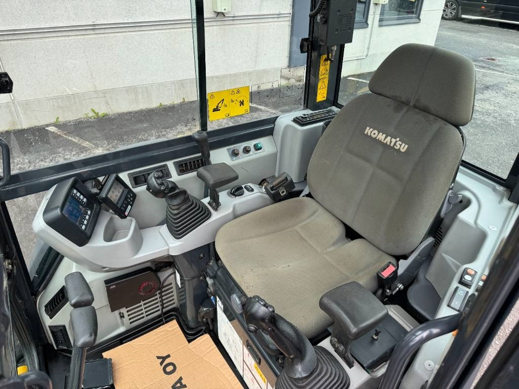 מיני מחפר Komatsu PC 35 MR-5: תמונה 12