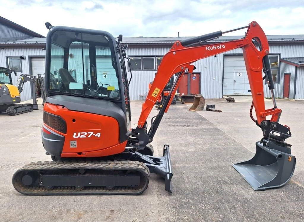Kubota U27-4 KALLISTAJALLA, HUOLLETTU - מיני מחפר: תמונה 5 Kubota U27-4 KALLISTAJALLA, HUOLLETTU - מיני מחפר: תמונה 5