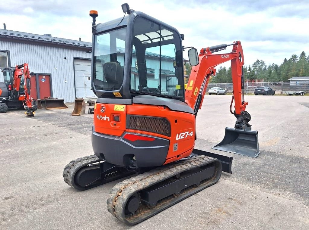 Kubota U27-4 KALLISTAJALLA, HUOLLETTU - מיני מחפר: תמונה 4 Kubota U27-4 KALLISTAJALLA, HUOLLETTU - מיני מחפר: תמונה 4