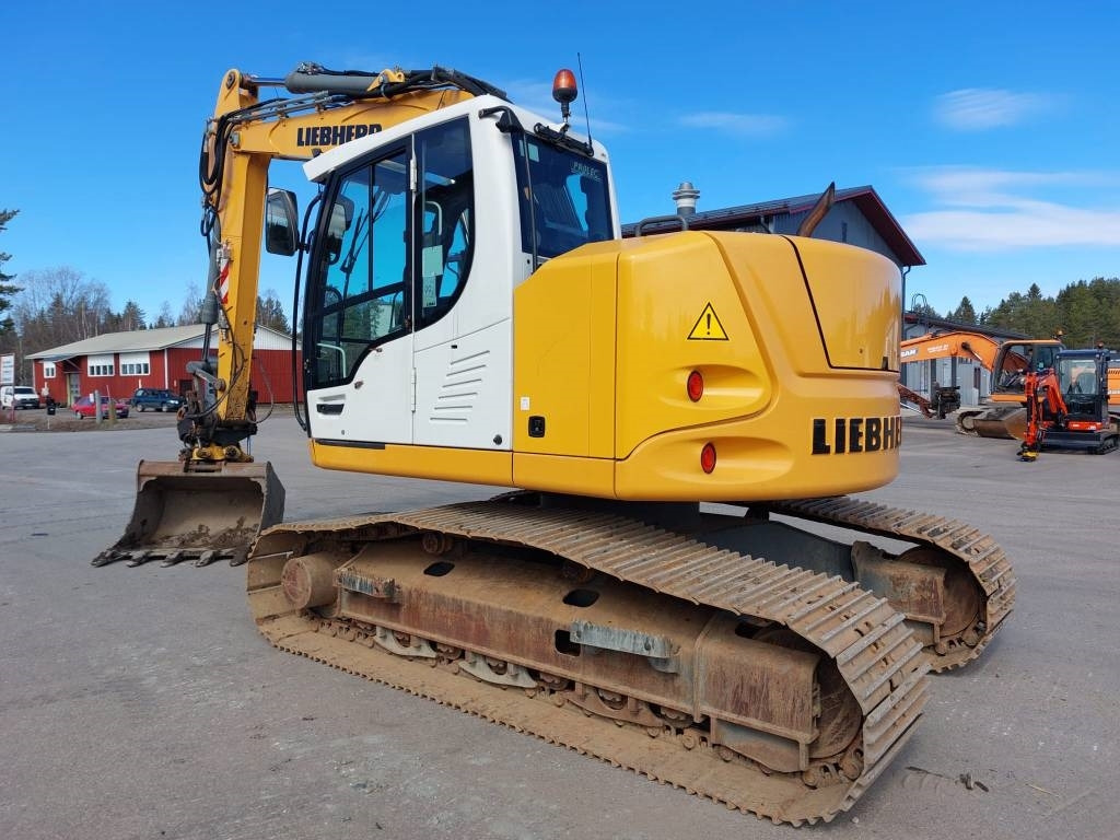 Liebherr MYYTY! SOLD! R914 COMPACT - מחפר סורק: תמונה 2 Liebherr MYYTY! SOLD! R914 COMPACT - מחפר סורק: תמונה 2