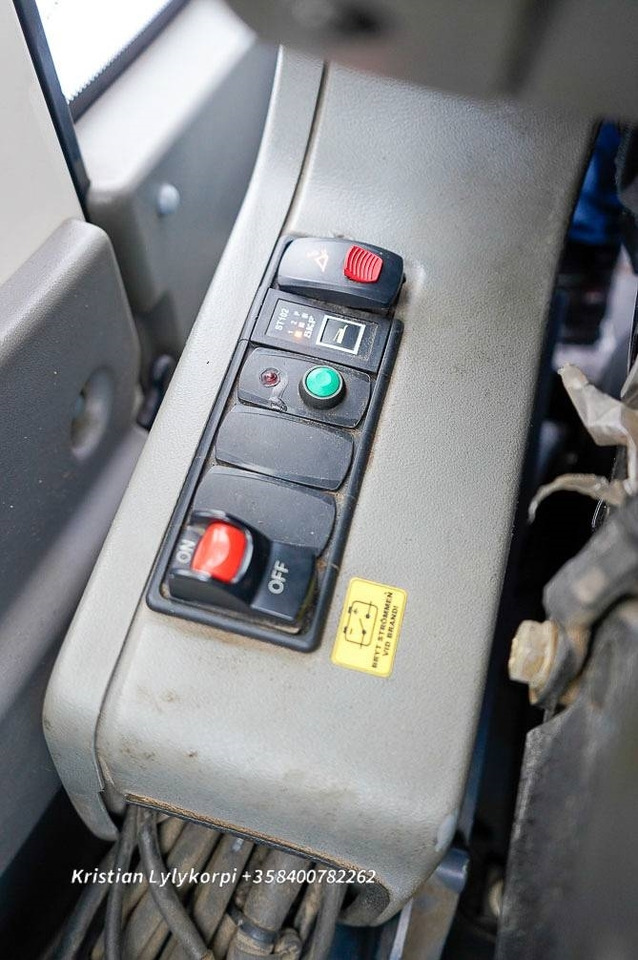 מחפר גלגלים Terex TW110 PYÖRITTÄJÄLLÄ: תמונה 32