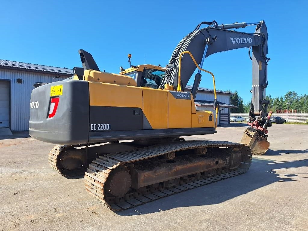 Volvo EC220DL PYÖRITTÄJÄLLÄ - מחפר סורק: תמונה 4 Volvo EC220DL PYÖRITTÄJÄLLÄ - מחפר סורק: תמונה 4