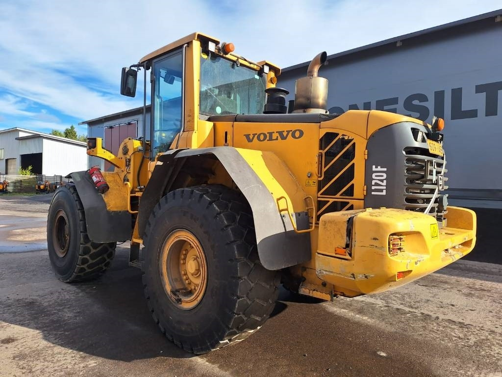 Volvo L120F VIPUOHJAUS - מעמיס גלגלים: תמונה 2 Volvo L120F VIPUOHJAUS - מעמיס גלגלים: תמונה 2