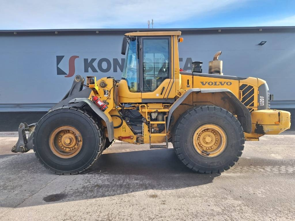 Volvo L120F VIPUOHJAUS - מעמיס גלגלים: תמונה 1 Volvo L120F VIPUOHJAUS - מעמיס גלגלים: תמונה 1
