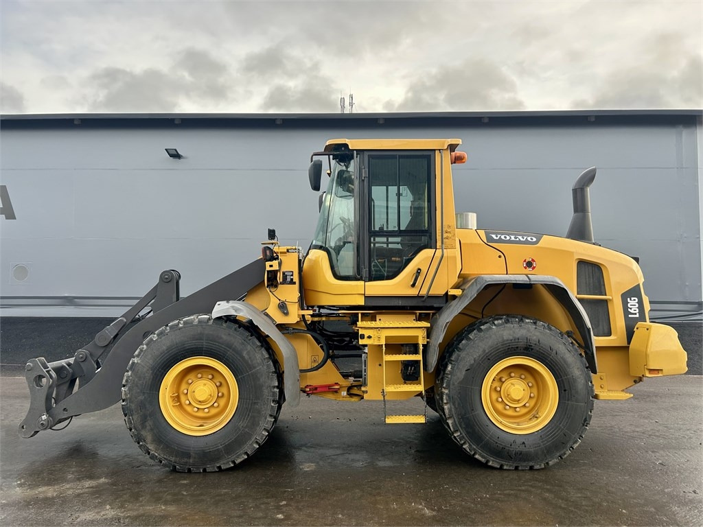 Volvo L60G LONGBOOM - מעמיס גלגלים: תמונה 1 Volvo L60G LONGBOOM - מעמיס גלגלים: תמונה 1