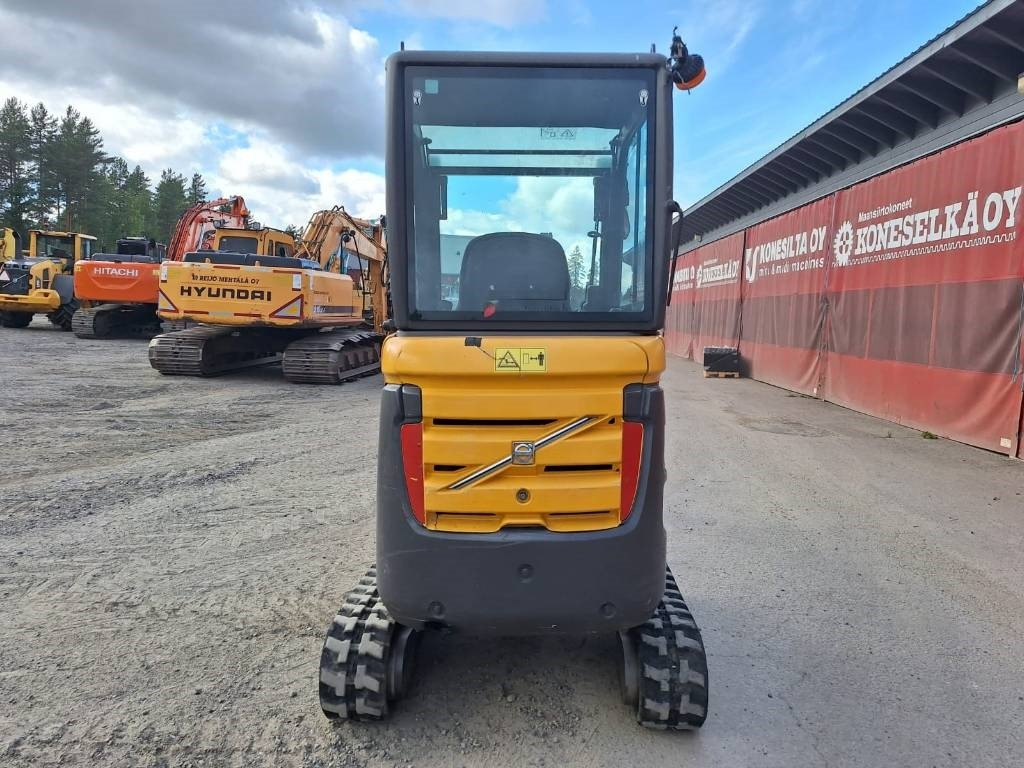 Volvo MYYTY! SOLD! EC18C KALLISTAJALLA  - מיני מחפר: תמונה 3 Volvo MYYTY! SOLD! EC18C KALLISTAJALLA  - מיני מחפר: תמונה 3