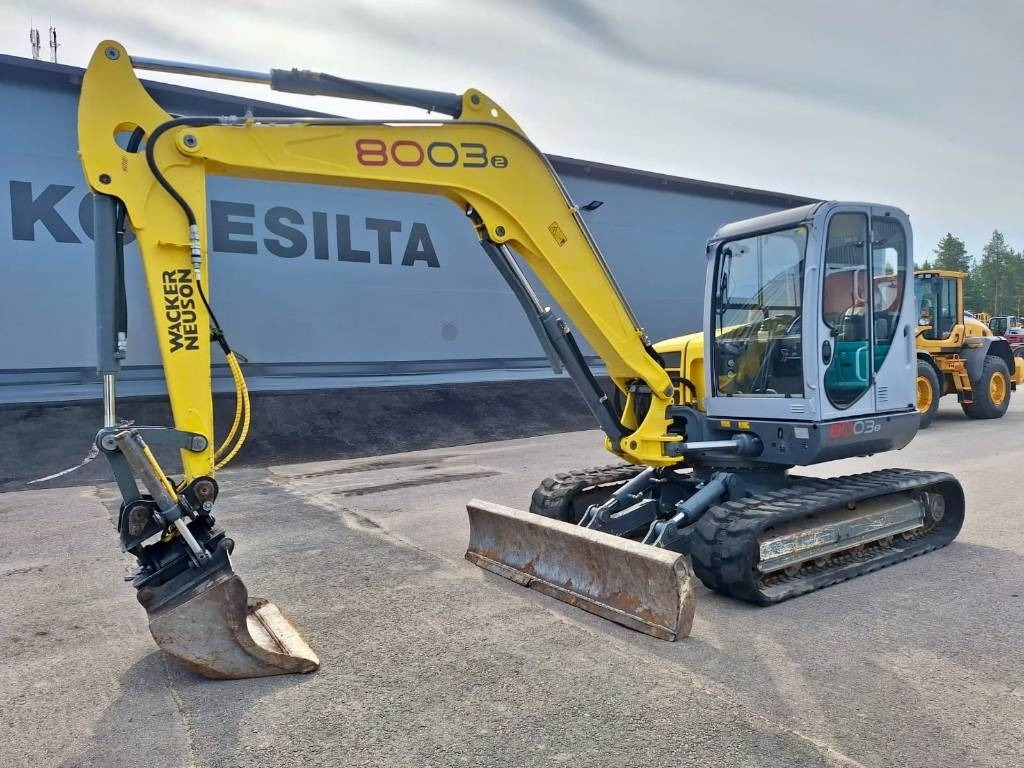 Wacker Neuson 8003RD KALLISTAJALLA - מיני מחפר: תמונה 2 Wacker Neuson 8003RD KALLISTAJALLA - מיני מחפר: תמונה 2