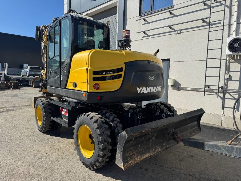 Yanmar B 110 W Hyvät varusteet / Siisti / Vähän ajettu - מחפר גלגלים: תמונה 5 Yanmar B 110 W Hyvät varusteet / Siisti / Vähän ajettu - מחפר גלגלים: תמונה 5