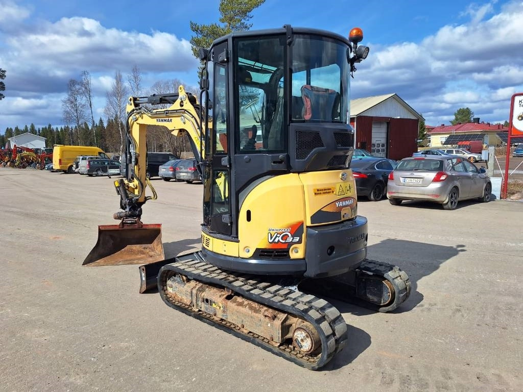 Yanmar ViO33-U PYÖRITTÄJÄLLÄ - מיני מחפר: תמונה 2 Yanmar ViO33-U PYÖRITTÄJÄLLÄ - מיני מחפר: תמונה 2