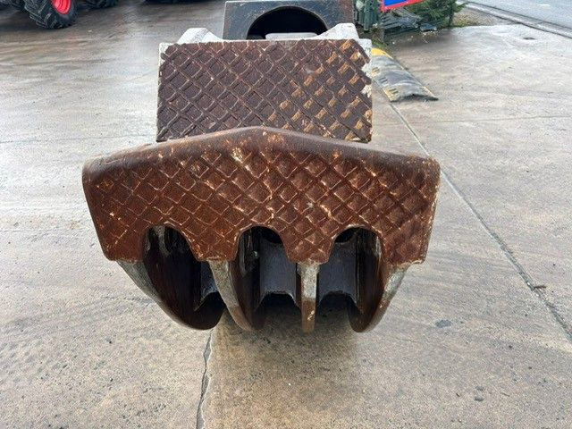 Betonschere ARDEN für Maschinen 40Ton bis 65Ton. - מזמרת הריסה: תמונה 5 Betonschere ARDEN für Maschinen 40Ton bis 65Ton. - מזמרת הריסה: תמונה 5