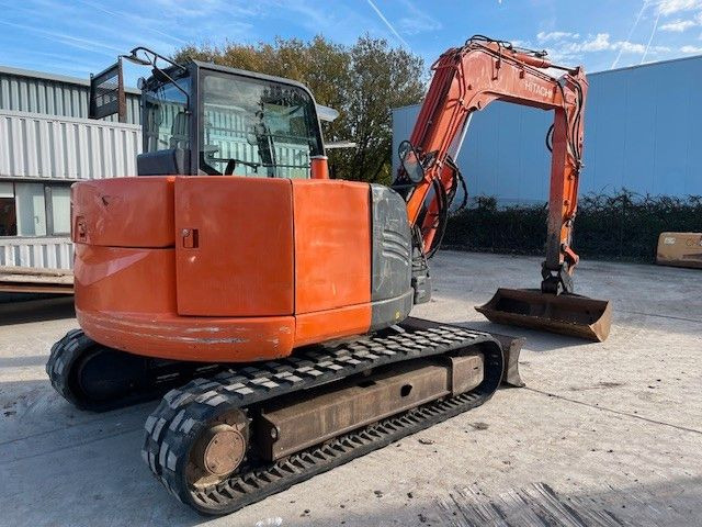 Hitachi ZX85USB-3. 2 Löffel. SW. Klima. - מיני מחפר: תמונה 4 Hitachi ZX85USB-3. 2 Löffel. SW. Klima. - מיני מחפר: תמונה 4