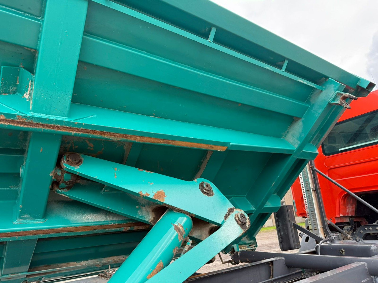 Renault Kerax 6x4. Bordmatic. Meiller Kipper. - מזהיר: תמונה 4 Renault Kerax 6x4. Bordmatic. Meiller Kipper. - מזהיר: תמונה 4