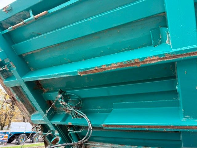 Renault Kerax 6x4. Bordmatic. Meiller Kipper. - מזהיר: תמונה 5 Renault Kerax 6x4. Bordmatic. Meiller Kipper. - מזהיר: תמונה 5