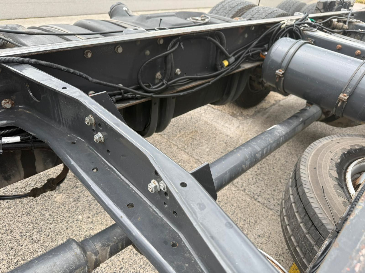 משאית עם שלדת תא Renault Midlum 240dXi. Klima. 225.000km.: תמונה 11 משאית עם שלדת תא Renault Midlum 240dXi. Klima. 225.000km.: תמונה 11