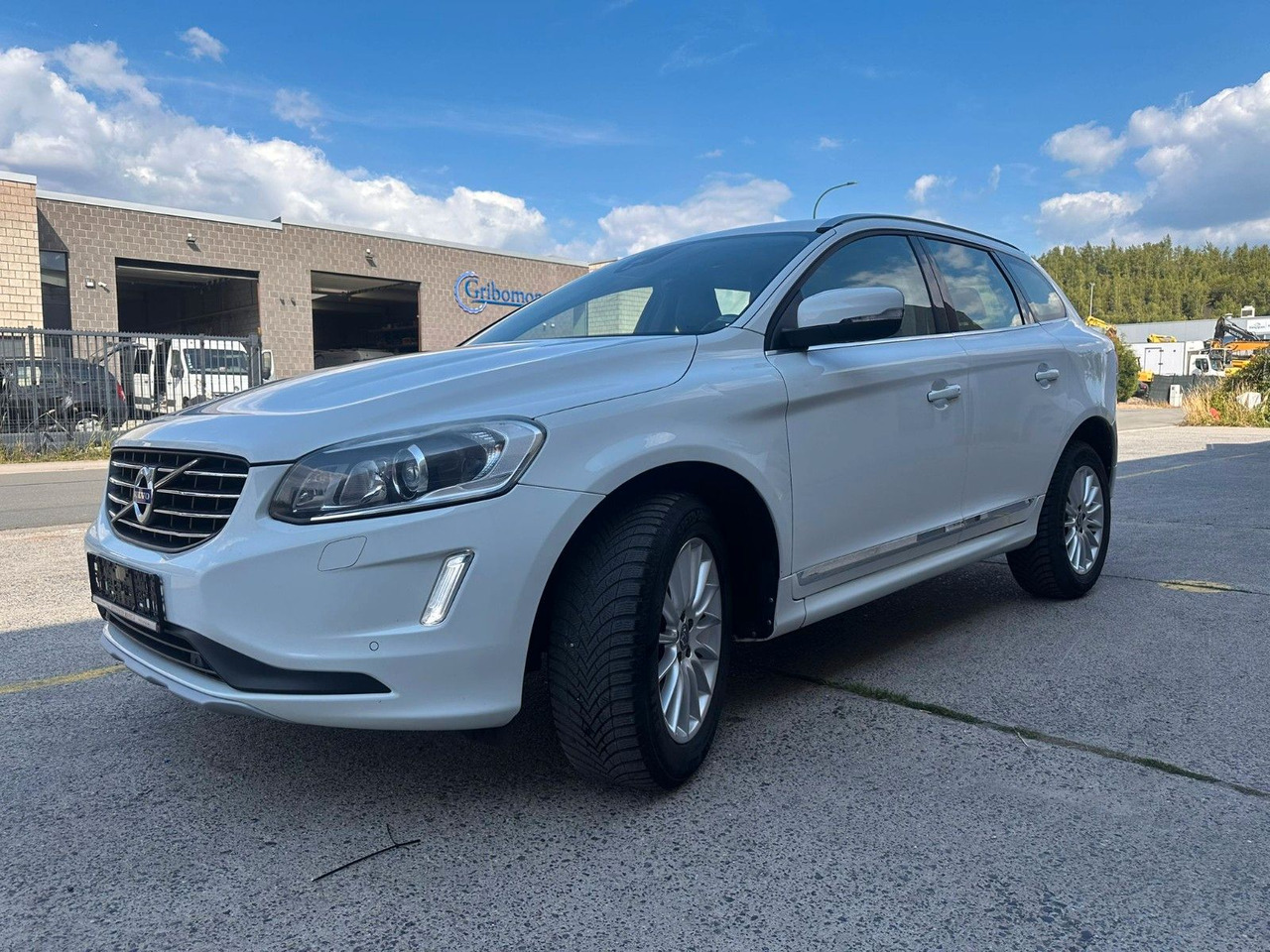 Volvo XC60 D3. Automatik. Klima. Kamera. Volleder. - SUV: תמונה 4 Volvo XC60 D3. Automatik. Klima. Kamera. Volleder. - SUV: תמונה 4