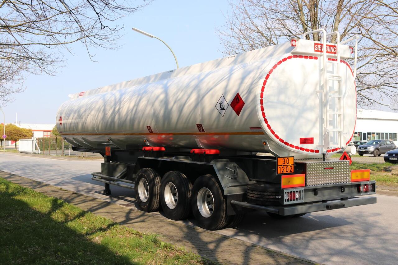 Sievering 45000 LITRES ADR SEMI REMORQUE CITERNE DE CARBURANT - סמיטריילר מכל: תמונה 4 Sievering 45000 LITRES ADR SEMI REMORQUE CITERNE DE CARBURANT - סמיטריילר מכל: תמונה 4