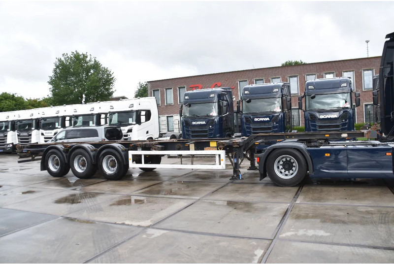 Krone SDC 27 - BPW AXLES - DRUM BRAKES - - סמיטריילר מוביל מכולות/ החלפת גוף: תמונה 1 Krone SDC 27 - BPW AXLES - DRUM BRAKES - - סמיטריילר מוביל מכולות/ החלפת גוף: תמונה 1