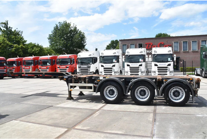 Pacton T3-010 - 2 x LIFT AXLE - BPW AXLES - DRUM BRAKES - 2 x EXTENDABLE - - סמיטריילר מוביל מכולות/ החלפת גוף: תמונה 2 Pacton T3-010 - 2 x LIFT AXLE - BPW AXLES - DRUM BRAKES - 2 x EXTENDABLE - - סמיטריילר מוביל מכולות/ החלפת גוף: תמונה 2