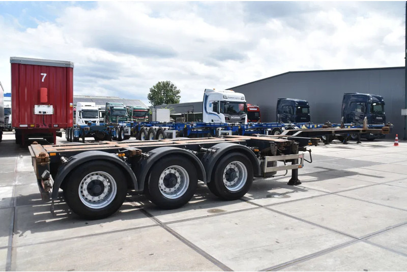 Pacton T3-010 - 2 x LIFT AXLE - BPW AXLES - DRUM BRAKES - 2 x EXTENDABLE - - סמיטריילר מוביל מכולות/ החלפת גוף: תמונה 4 Pacton T3-010 - 2 x LIFT AXLE - BPW AXLES - DRUM BRAKES - 2 x EXTENDABLE - - סמיטריילר מוביל מכולות/ החלפת גוף: תמונה 4