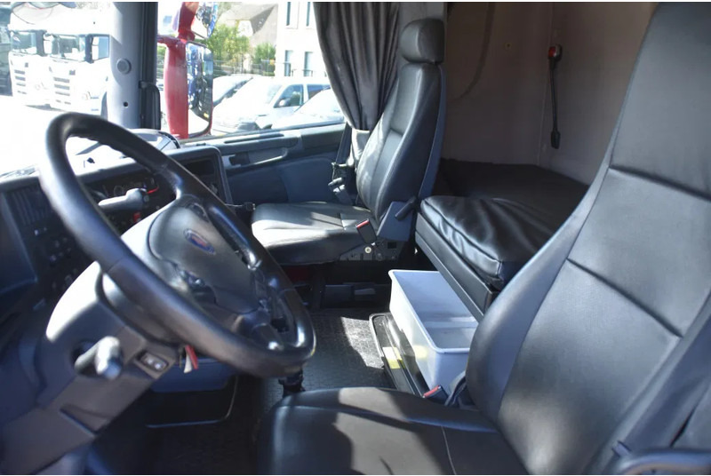 Scania R420 HL 6x2/4 - ADR FL - MANUAL - EURO 5 - 698 TKM - HYDRAULIC SYSTEM - LEATHER SEATS - XENON - - יחידת טרקטור: תמונה 5 Scania R420 HL 6x2/4 - ADR FL - MANUAL - EURO 5 - 698 TKM - HYDRAULIC SYSTEM - LEATHER SEATS - XENON - - יחידת טרקטור: תמונה 5