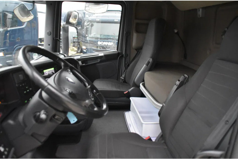 Scania R450 HL 4x2MNB - CROWN EDITION - ADR FL - SCR ONLY - RETARDER - FULL AIR - PTO - NAVI - 2 BEDS - XENON - - יחידת טרקטור: תמונה 5 Scania R450 HL 4x2MNB - CROWN EDITION - ADR FL - SCR ONLY - RETARDER - FULL AIR - PTO - NAVI - 2 BEDS - XENON - - יחידת טרקטור: תמונה 5