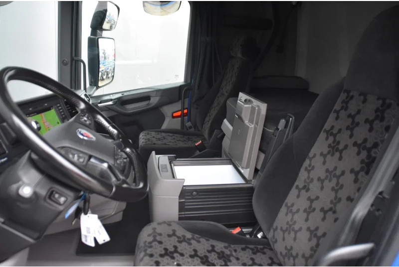 Scania R460 NGS 4x2 - SUPER - RETARDER - 319 TKM - PARK. AIRCO - ACC - NAVI - 2 x FUEL TANKS - TOP CONDITION - - יחידת טרקטור: תמונה 5 Scania R460 NGS 4x2 - SUPER - RETARDER - 319 TKM - PARK. AIRCO - ACC - NAVI - 2 x FUEL TANKS - TOP CONDITION - - יחידת טרקטור: תמונה 5