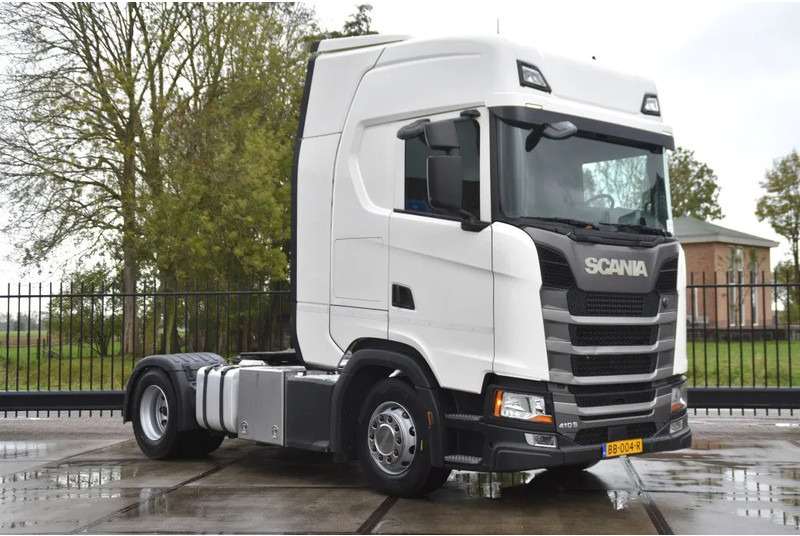 Scania S410 NGS 4x2EB MEGA 95 cm or 103 cm driving height - RETARDER - 773 TKM - FULL AIR - PARK. AIRCO - LEATHER SEATS - 2 x FUEL TANK - יחידת טרקטור: תמונה 1 Scania S410 NGS 4x2EB MEGA 95 cm or 103 cm driving height - RETARDER - 773 TKM - FULL AIR - PARK. AIRCO - LEATHER SEATS - 2 x FUEL TANK - יחידת טרקטור: תמונה 1