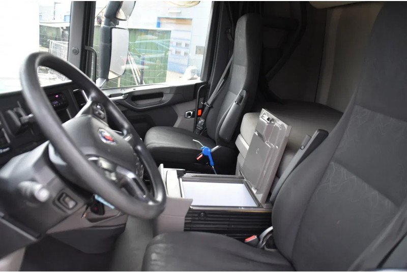 Scania S450 NGS 4x2NB - FULL AIR - 858 TKM - RETARDER - PARK. AIRCO - 2 x FUEL TANKS - TOP CONDITION - - יחידת טרקטור: תמונה 5 Scania S450 NGS 4x2NB - FULL AIR - 858 TKM - RETARDER - PARK. AIRCO - 2 x FUEL TANKS - TOP CONDITION - - יחידת טרקטור: תמונה 5