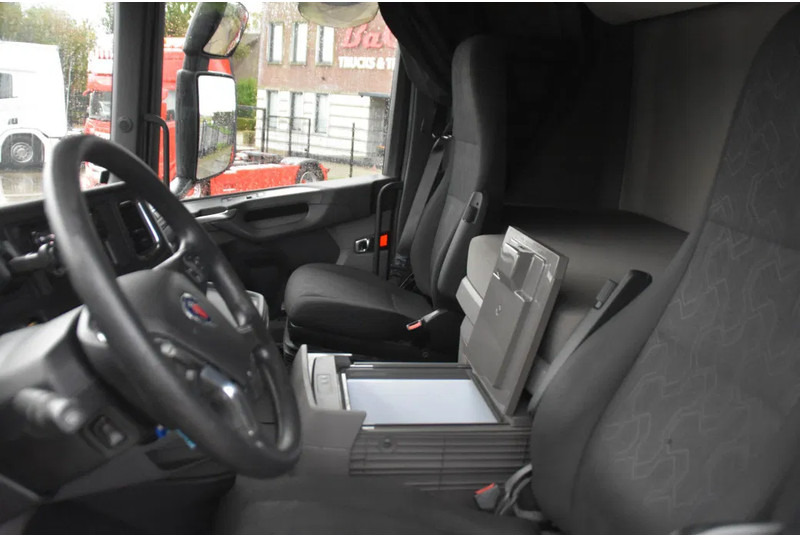 Scania S450 NGS 4x2NB - FULL AIR - RETARDER - ACC - AIRCO - 2 x FUEL TANKS - TOP CONDITION - - יחידת טרקטור: תמונה 5 Scania S450 NGS 4x2NB - FULL AIR - RETARDER - ACC - AIRCO - 2 x FUEL TANKS - TOP CONDITION - - יחידת טרקטור: תמונה 5