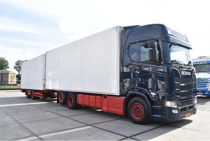 Scania S520 V8 NGS 6x2*4NB + SCHMITZ ZKO 20 - THERMO KING - RETARDER - FULL AIR - WHEELBASE: 515 CM - TOP CONDITION - - משאית קירור: תמונה 4 Scania S520 V8 NGS 6x2*4NB + SCHMITZ ZKO 20 - THERMO KING - RETARDER - FULL AIR - WHEELBASE: 515 CM - TOP CONDITION - - משאית קירור: תמונה 4