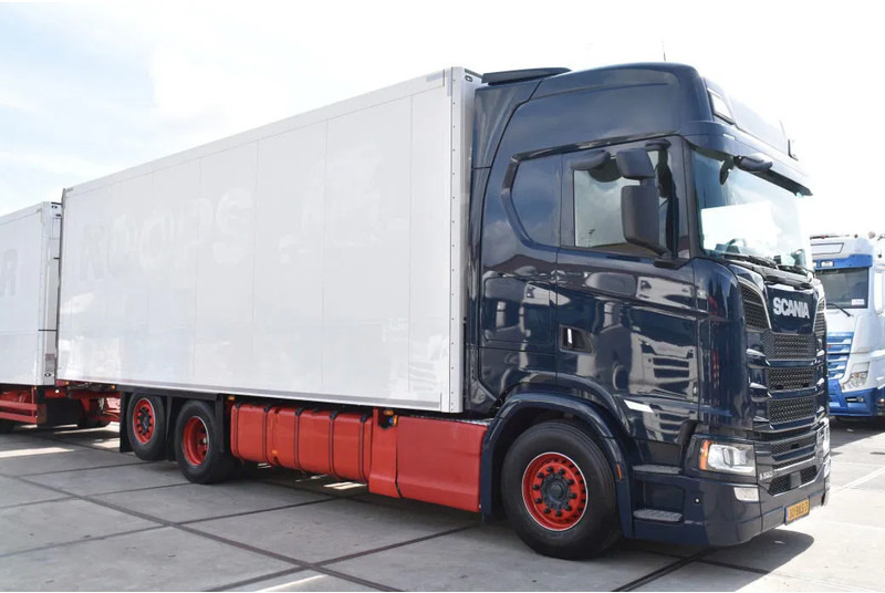 Scania S520 V8 NGS 6x2*4NB - THERMO KING - RETARDER - FULL AIR - WHEELBASE: 515 CM - LED LIGHTS - TOP CONDITION - - משאית קירור: תמונה 2 Scania S520 V8 NGS 6x2*4NB - THERMO KING - RETARDER - FULL AIR - WHEELBASE: 515 CM - LED LIGHTS - TOP CONDITION - - משאית קירור: תמונה 2