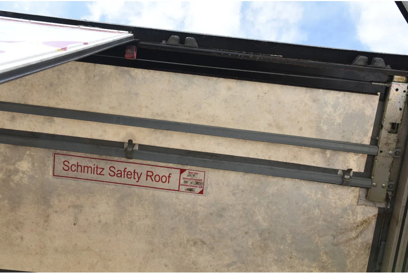 Schmitz Cargobull SCB*S3T - SLIDING CURTAINS/ROOF - DISC BRAKES - SAFETY ROOF - GOOD CONDITION - - סמיטריילר עם וילונות צד: תמונה 4 Schmitz Cargobull SCB*S3T - SLIDING CURTAINS/ROOF - DISC BRAKES - SAFETY ROOF - GOOD CONDITION - - סמיטריילר עם וילונות צד: תמונה 4