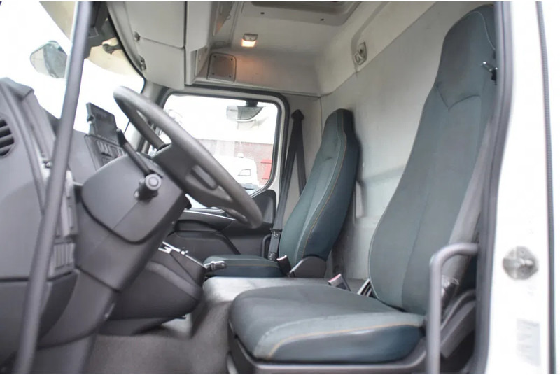 Volvo FL 280 4x2 + BOX - 312 TKM - AIRCO - DOUBLE CARGOFLOOR - ELEVATOR - REMOTE CONTROL - CAMERA - - משאית תיבה: תמונה 4 Volvo FL 280 4x2 + BOX - 312 TKM - AIRCO - DOUBLE CARGOFLOOR - ELEVATOR - REMOTE CONTROL - CAMERA - - משאית תיבה: תמונה 4