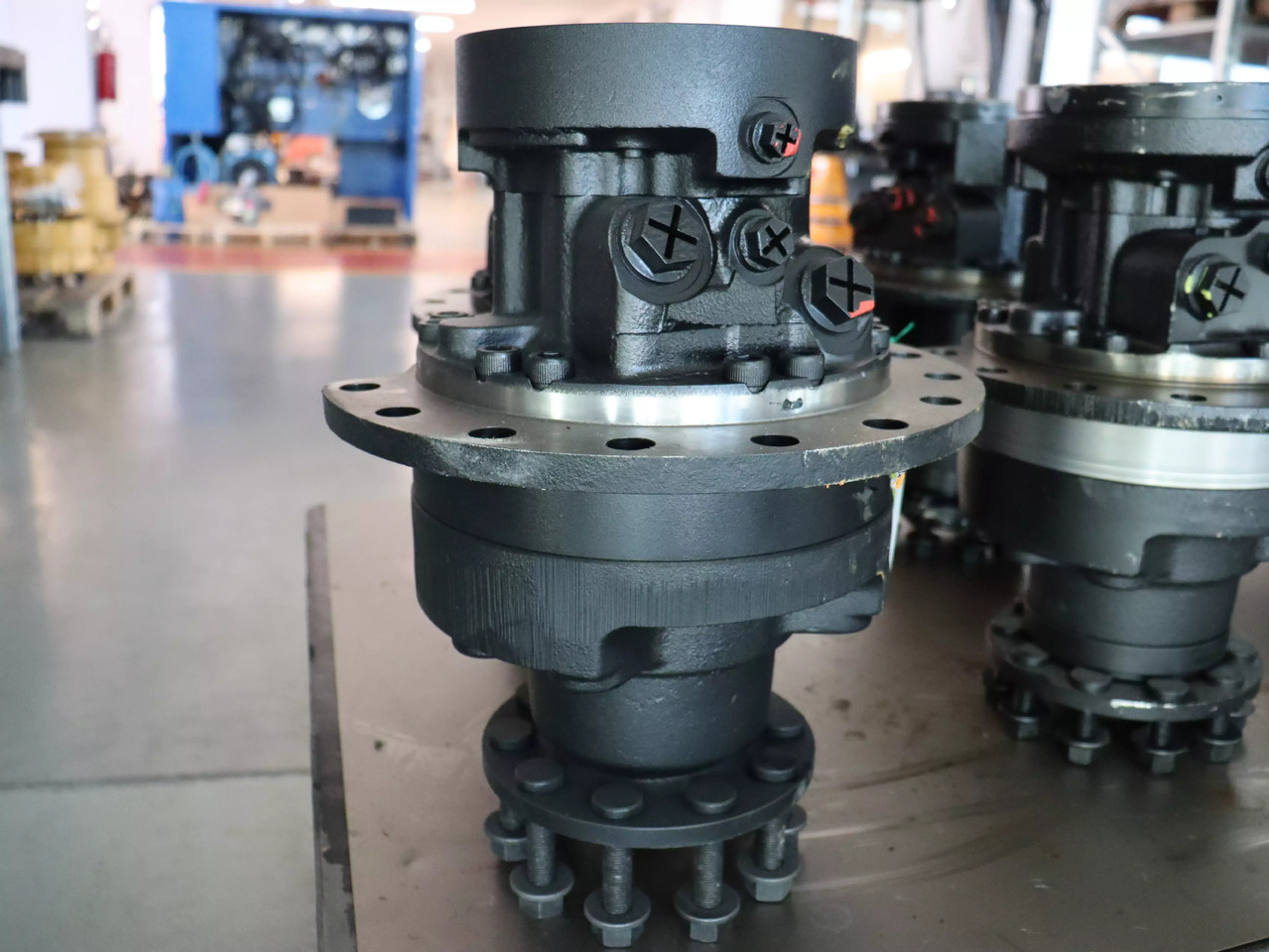 POCLAIN MS05-0-133-F05-1G20-DG00 - מנוע הידרולי עבור מכונת בנייה: תמונה 1 POCLAIN MS05-0-133-F05-1G20-DG00 - מנוע הידרולי עבור מכונת בנייה: תמונה 1