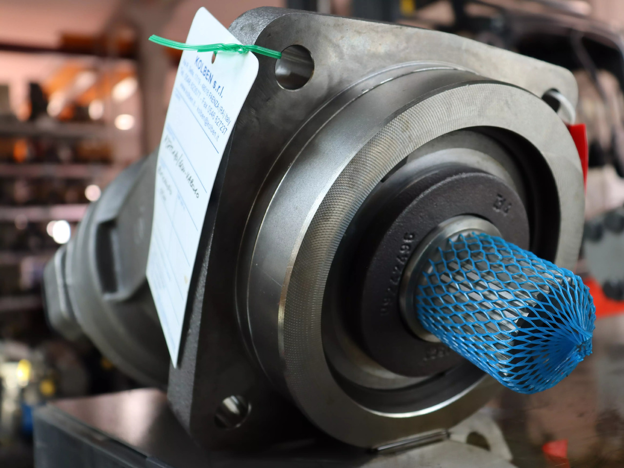 REXROTH A2FM180/61W-VAB010 - מנוע הידרולי עבור ציוד לטיפול בחומרים: תמונה 1 REXROTH A2FM180/61W-VAB010 - מנוע הידרולי עבור ציוד לטיפול בחומרים: תמונה 1