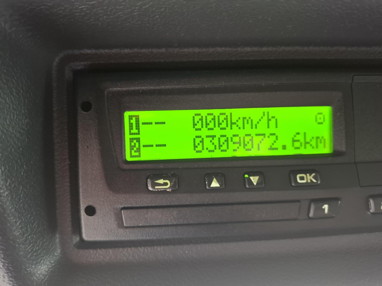 SCANIA SCANIA P250 Fourgon Hayon - משאית עם שלדת תא: תמונה 5 SCANIA SCANIA P250 Fourgon Hayon - משאית עם שלדת תא: תמונה 5