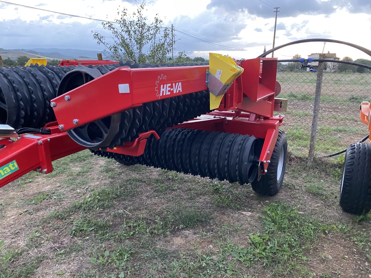 HE VA - רולר חקלאי: תמונה 3 HE VA - רולר חקלאי: תמונה 3