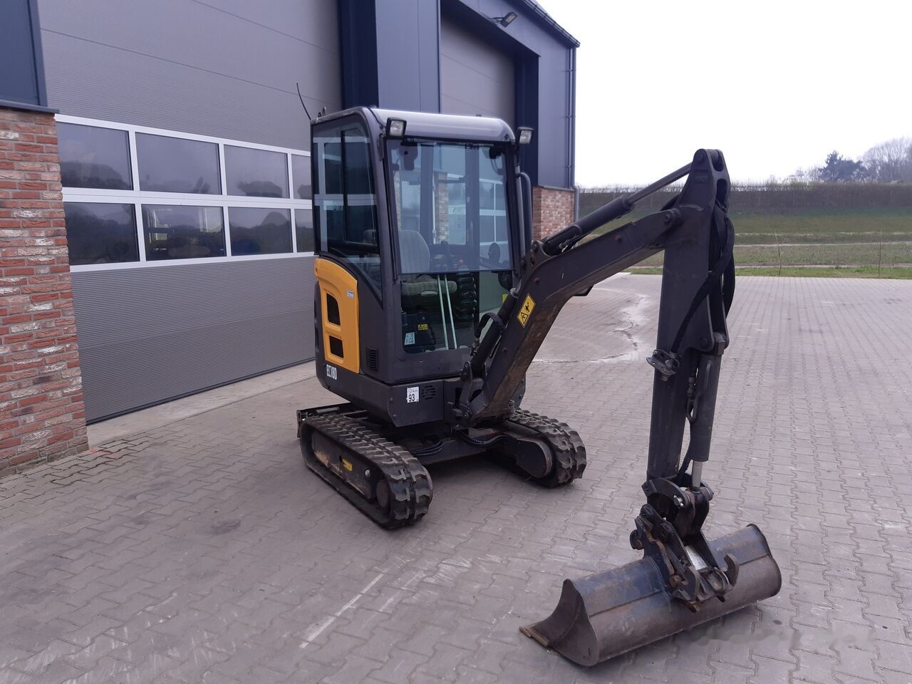 Volvo EC18D - מיני מחפר: תמונה 2 Volvo EC18D - מיני מחפר: תמונה 2
